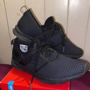 New Balance Tennis Shoes